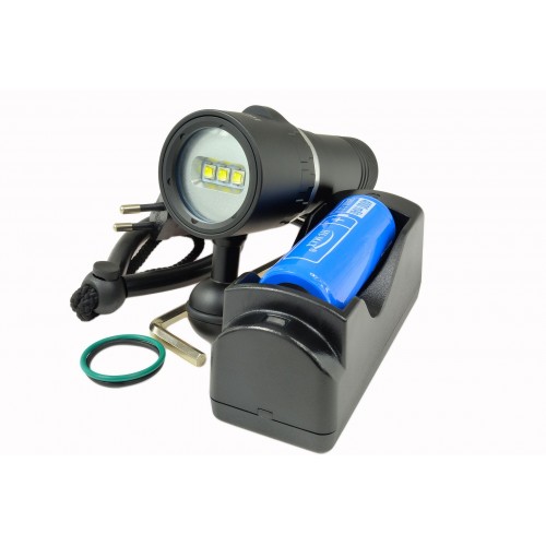 v16 flashlight