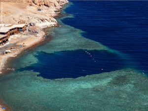 Nurkowanie w Egipcie: Blue Hole i El Bells w Dahab
